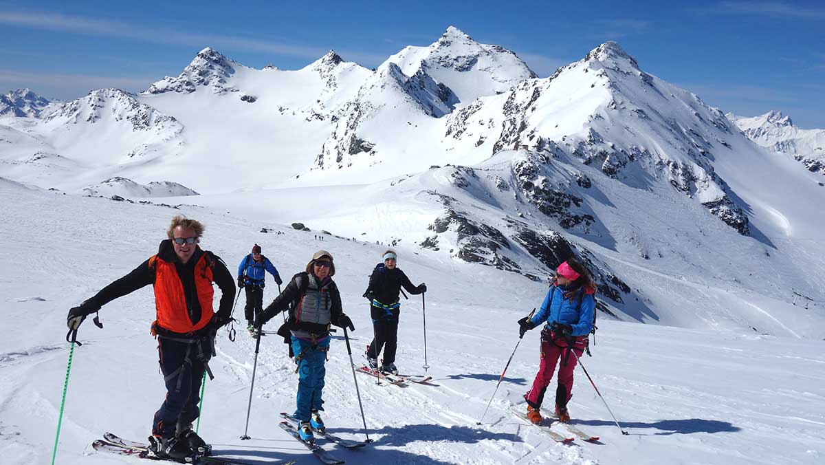 hors-piste-val-thorens-ski-de-randonee-maison-des-guides-et-de-la-montagne-3-vallees